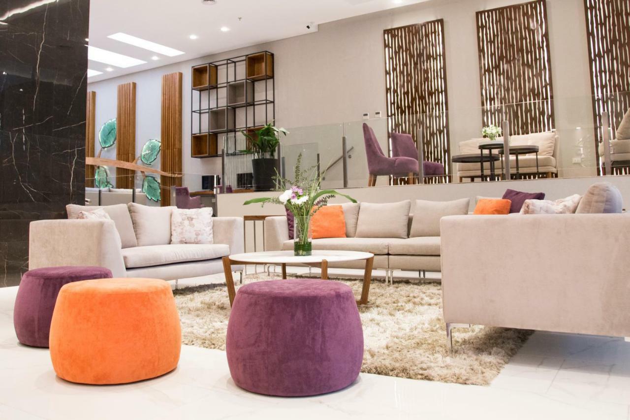 Hotel Land Plaza La Plata Bagian luar foto